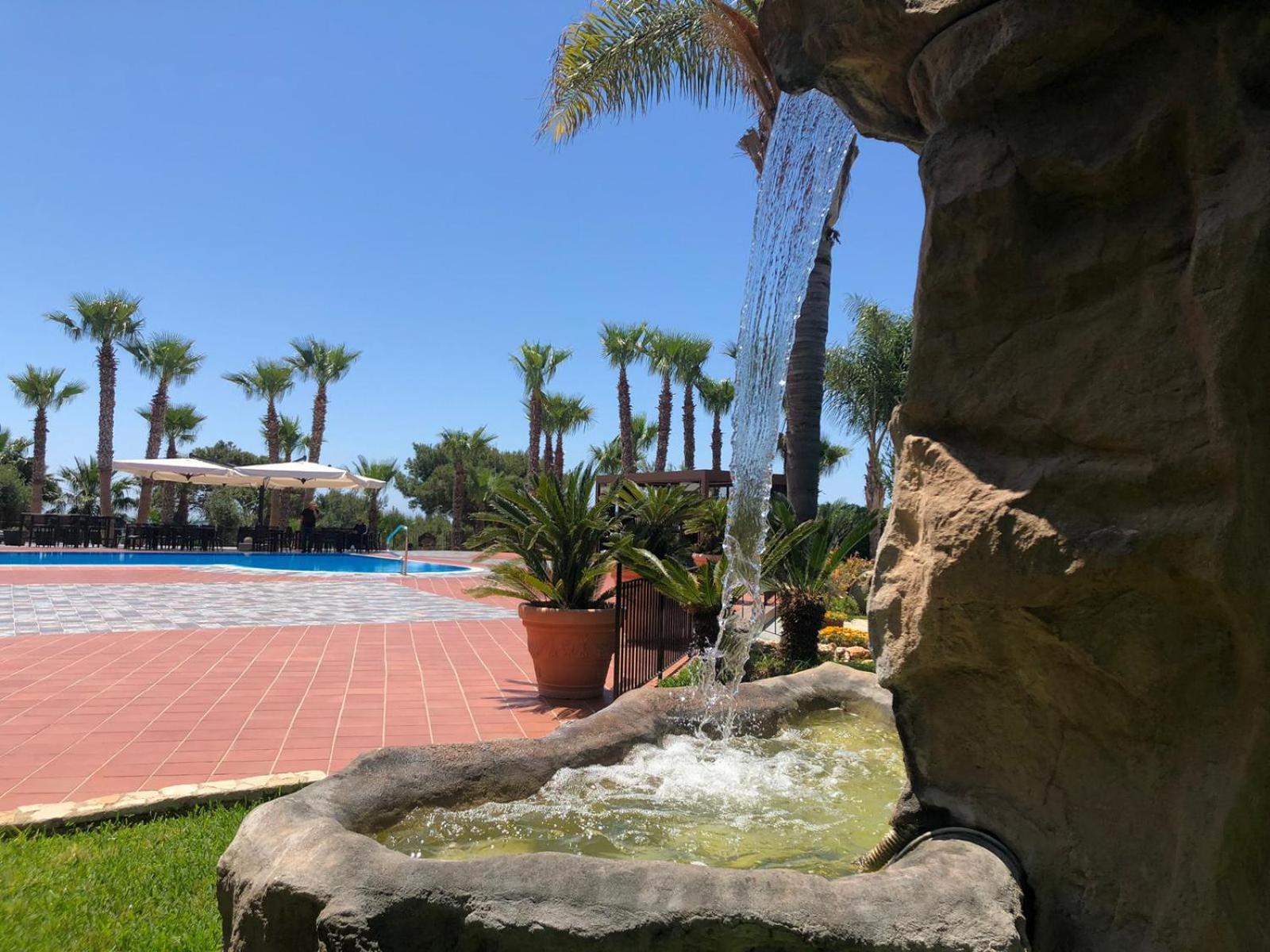Baia Di Ulisse Wellness & Spa San Leone Exterior photo